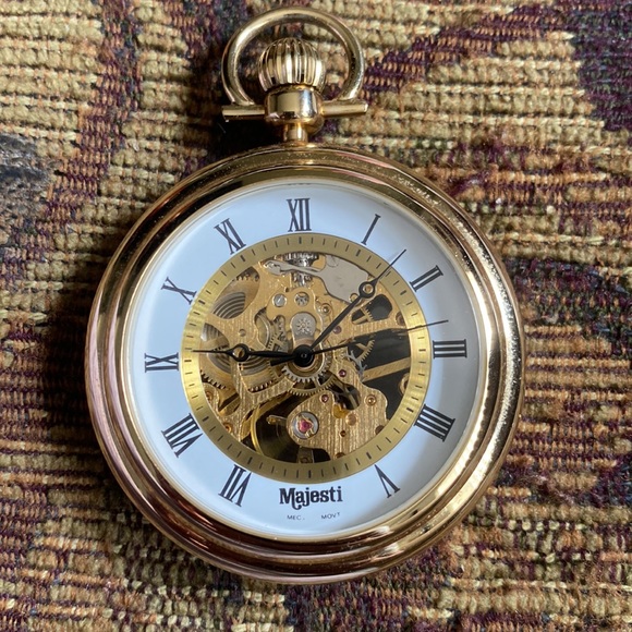 Majesti Accessories Beautiful Manual Wind Goldtone Majesti Co